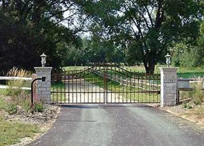 Timbercreek Bed & Breakfast 3*
