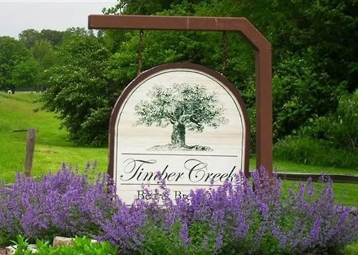 Timbercreek Bed & Breakfast 3*