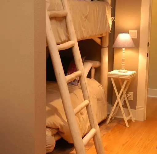 Timbercreek Bed & Breakfast 3*