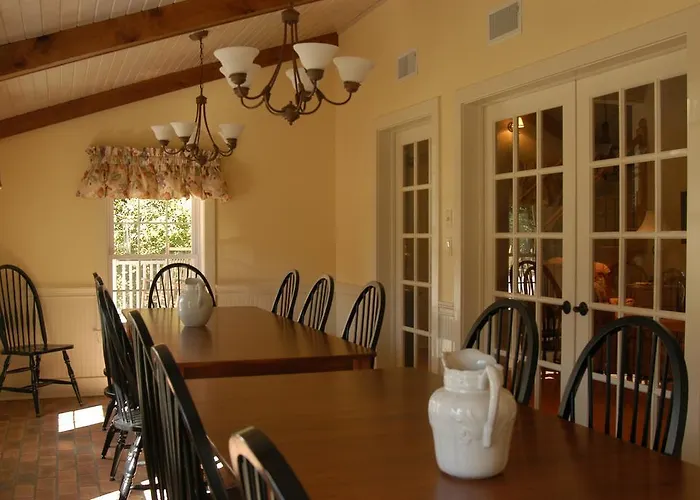 Timbercreek Bed & Breakfast Paxton
